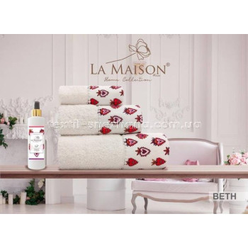 Подарунковий жіночий набор рушників La Maison з ароматом Beth
